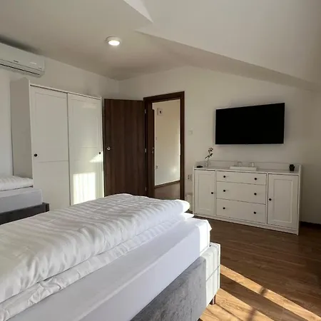 Melis Guest house