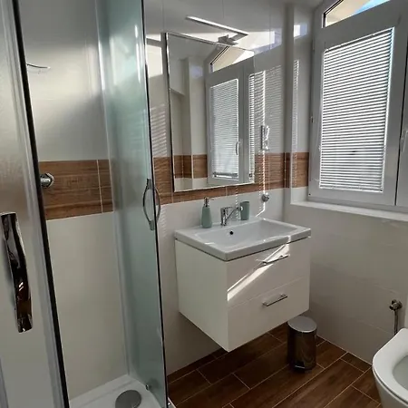 Casa de hóspedes Melis 3*