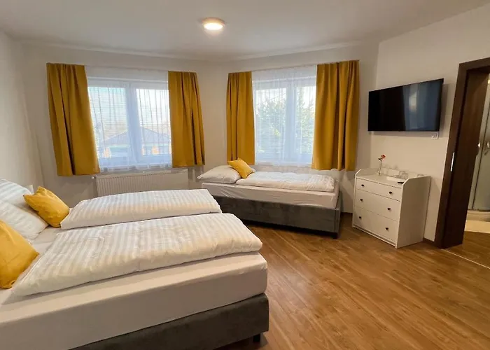Melis 3* Tőketerebes